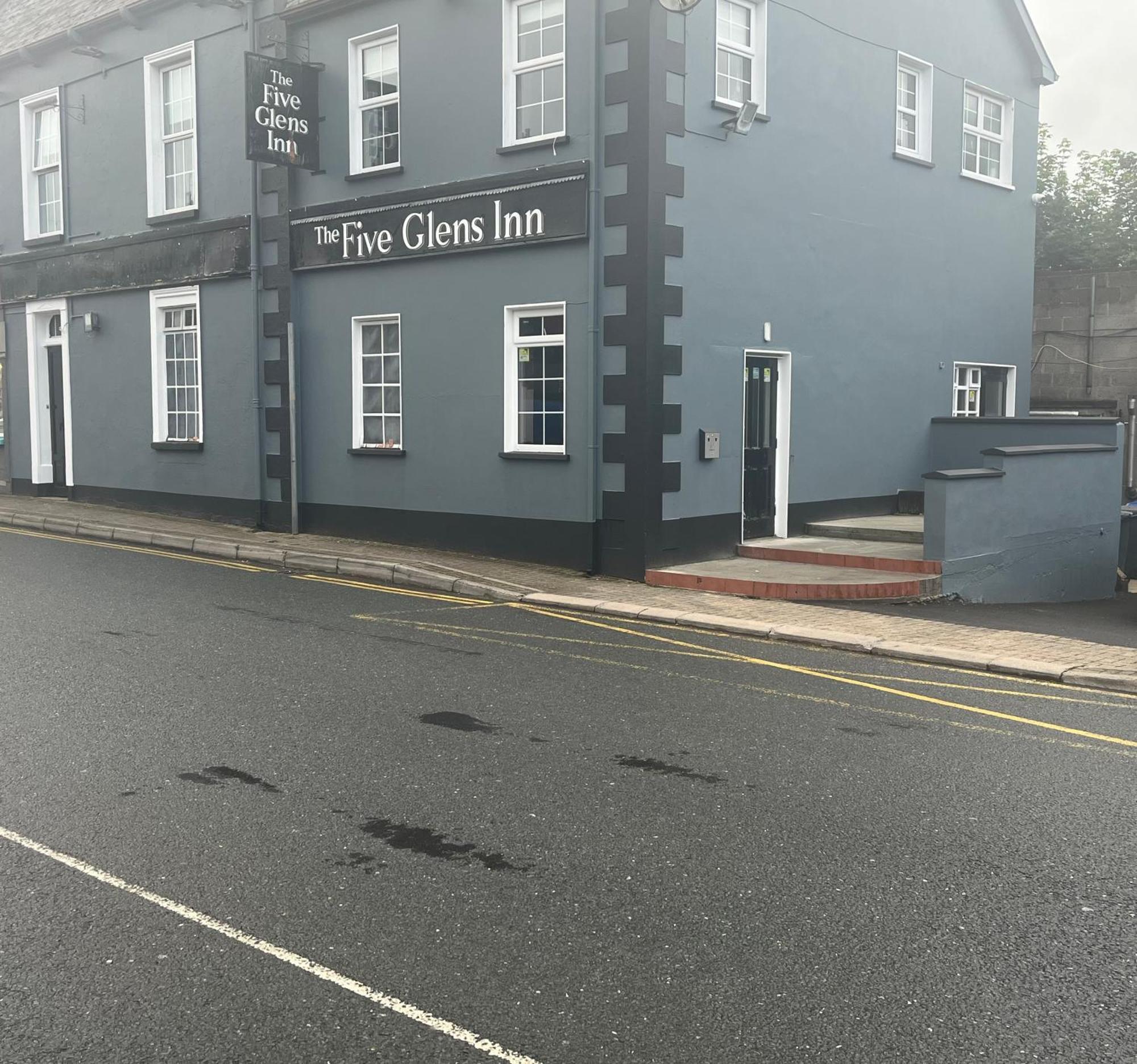 Five Glens Inn Manorhamilton Extérieur photo